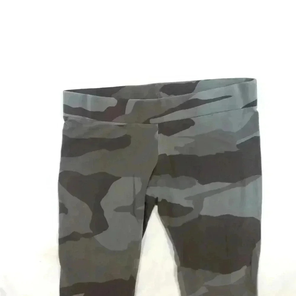 Monrow Vintage Camo Leggings - Picture 4 of 5